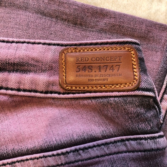 Red Concept Slim Jean - Picture 4 of 5